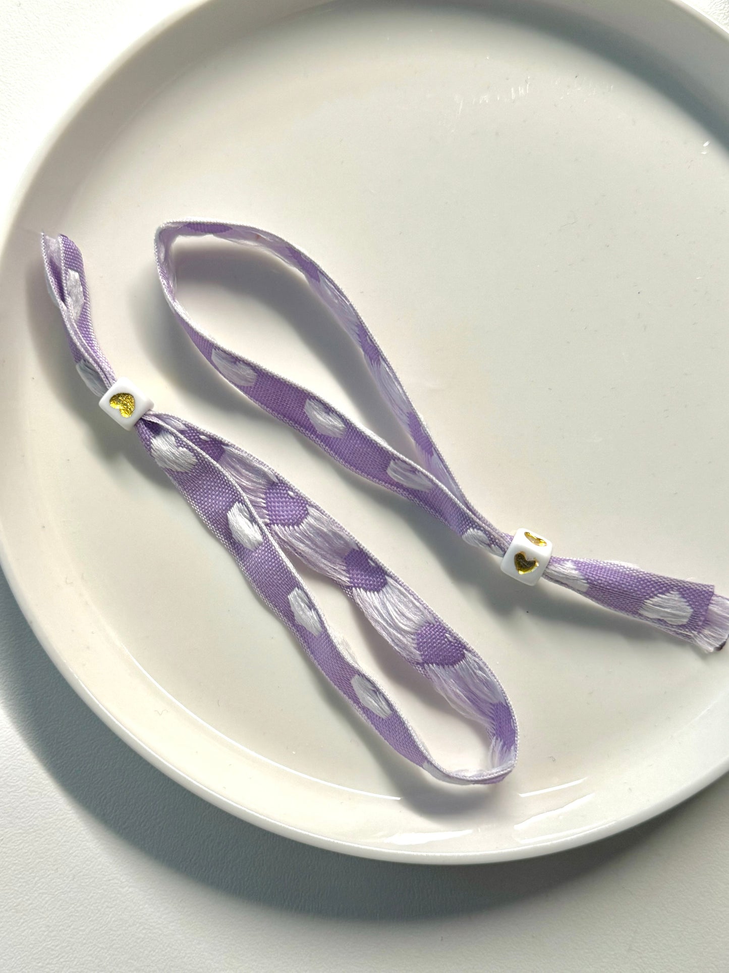 PURPLE HEARTS LINT BRACELET