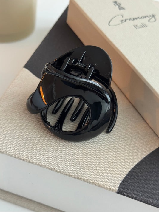 Claw Hairclip Black