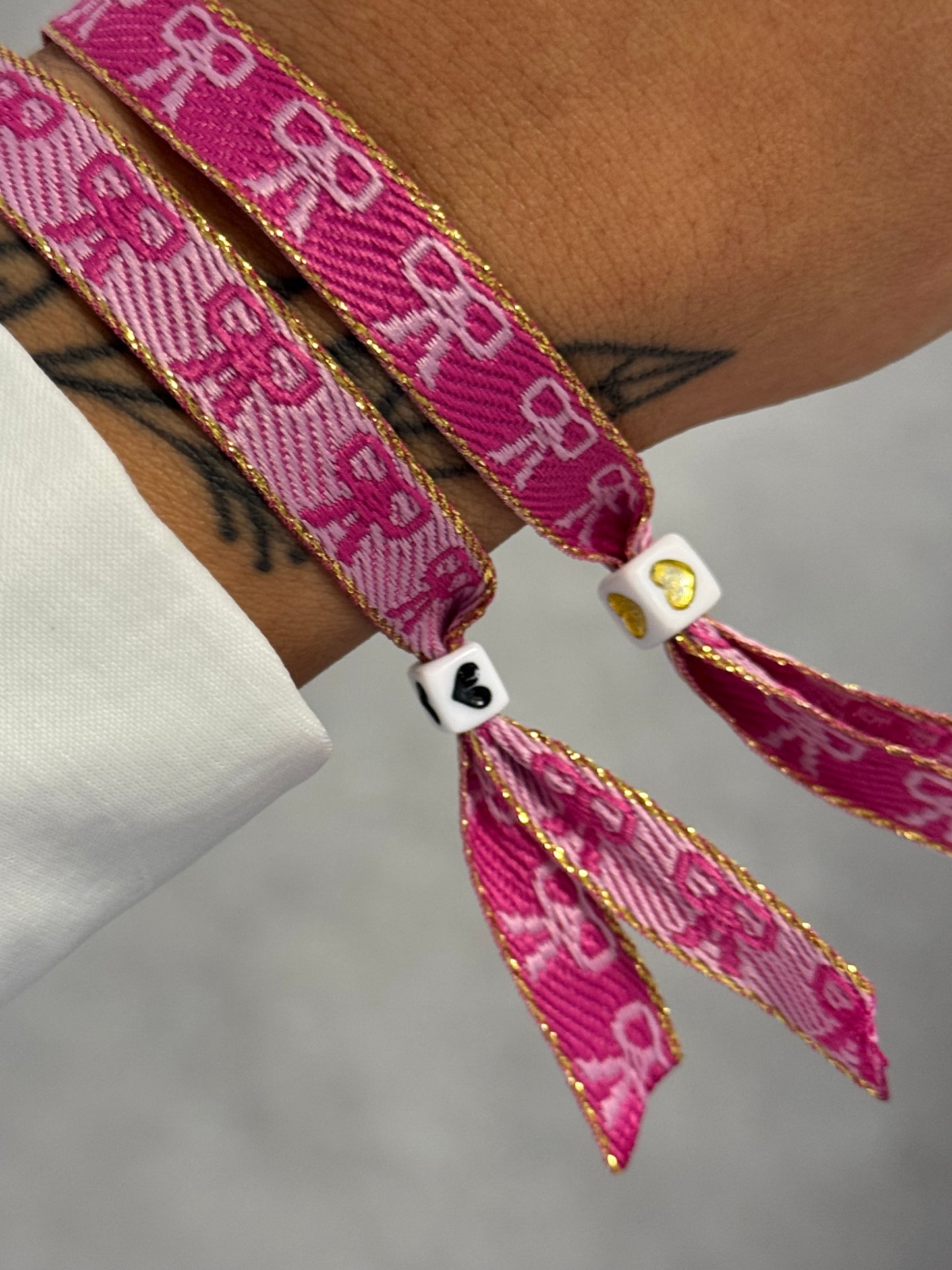 Dark Pink Bows | Lint Bracelet