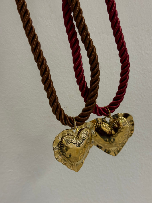 LOVELY STATEMENT NECKLACE RED