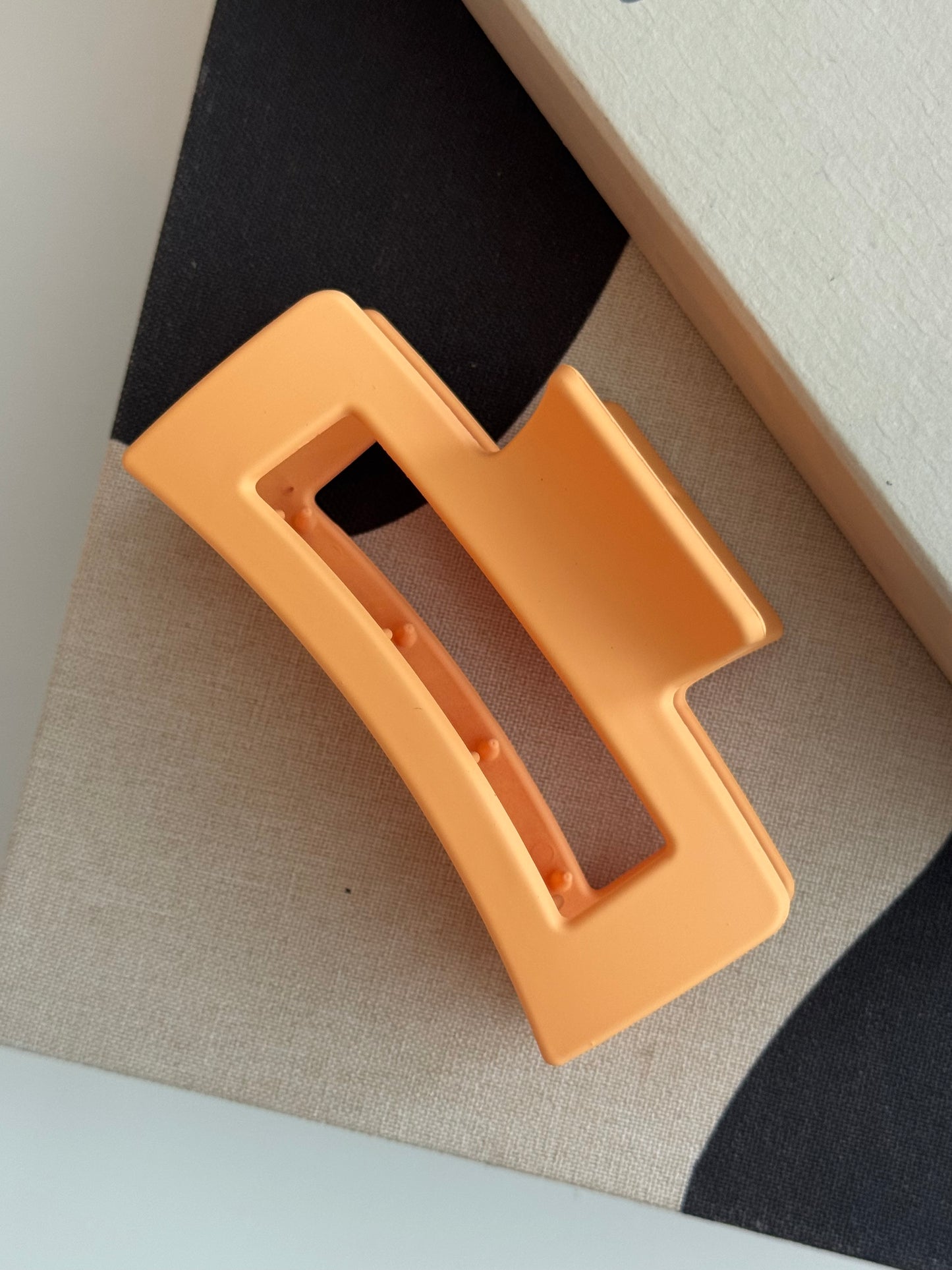 Basic Hairclip Orange