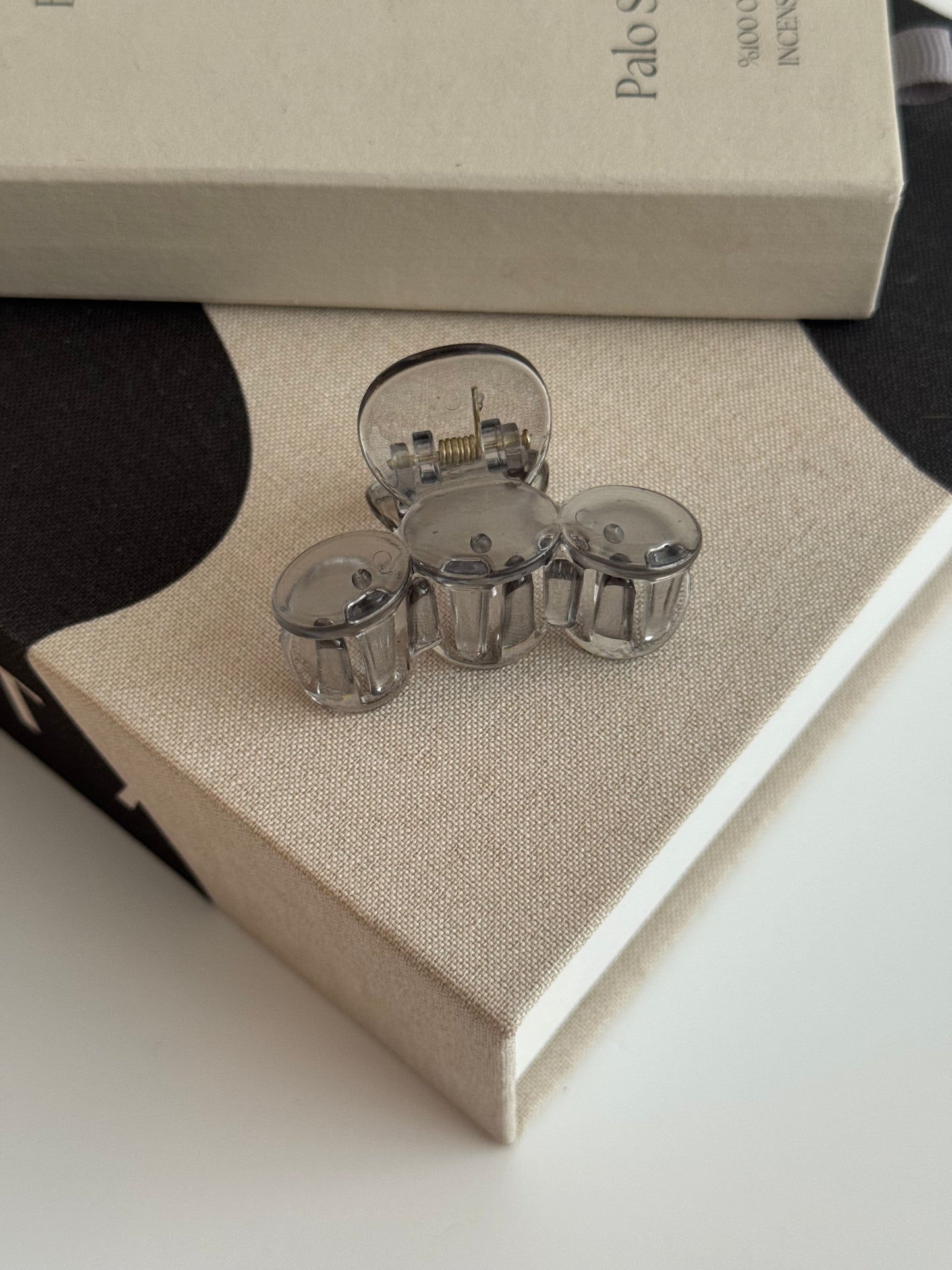 Mini Bubbly Hairclip Grey