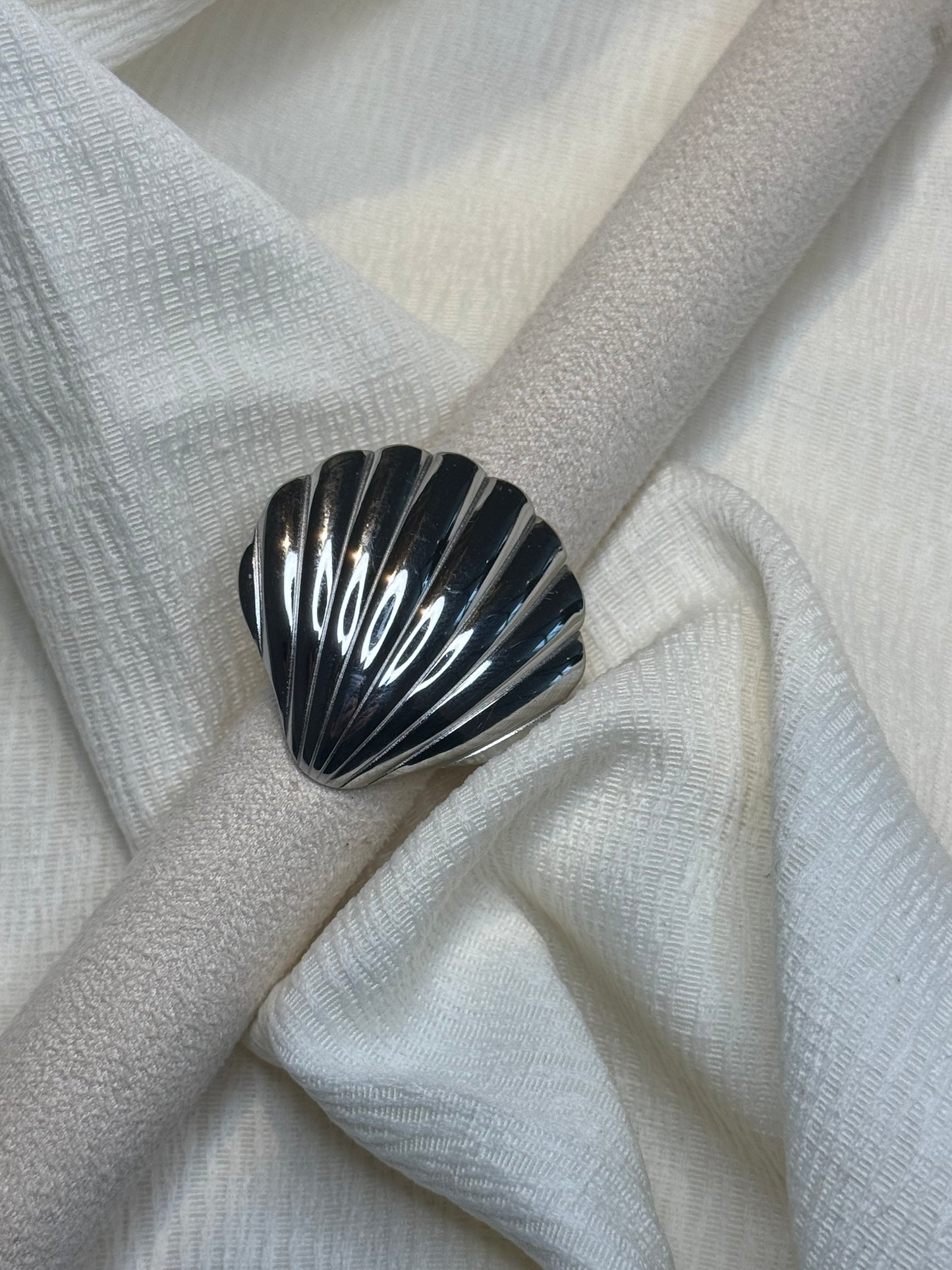Mega Shell Ring Silver