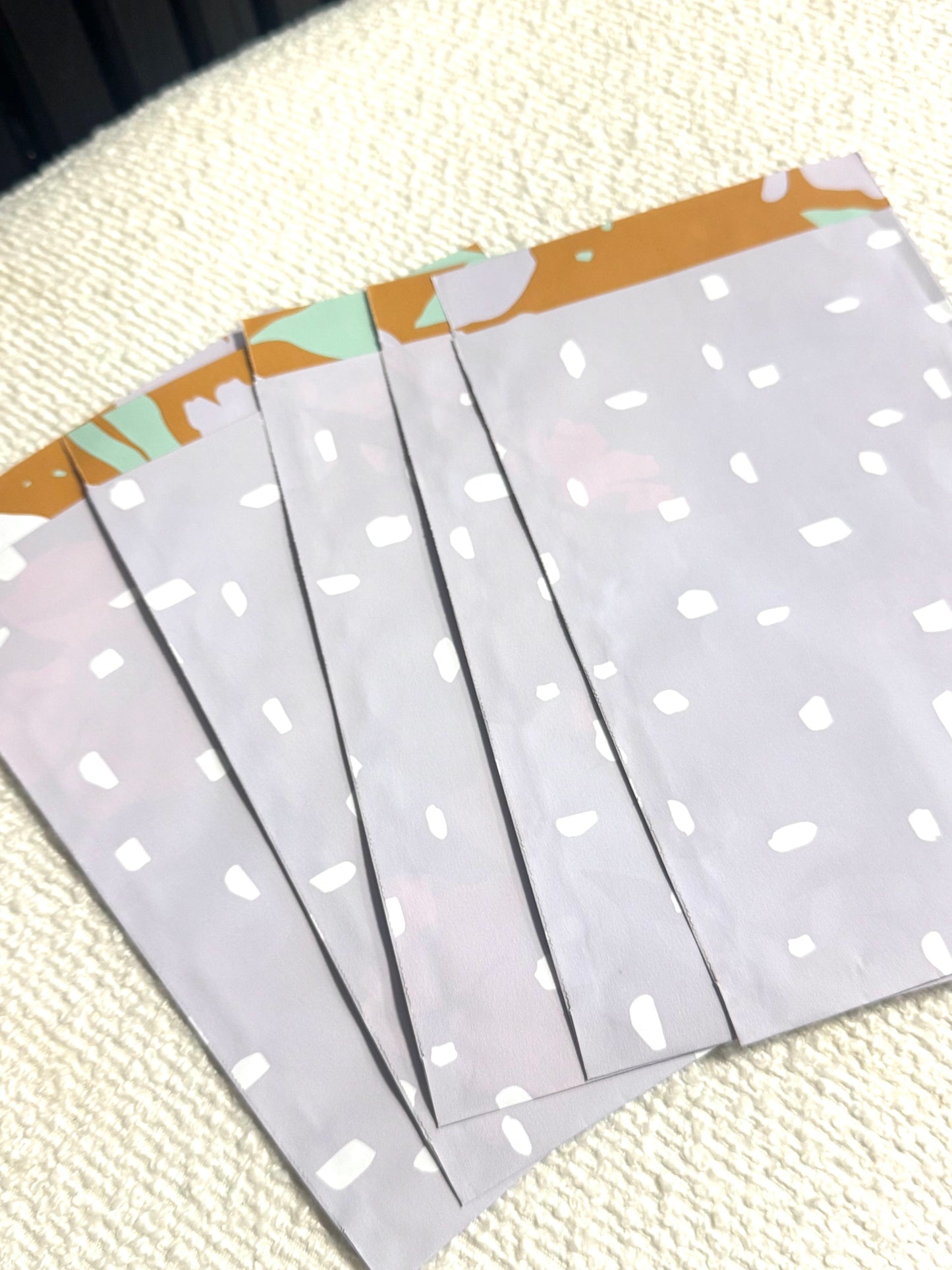 LILA DOTS CADEAUZAKJE | 12x19 CM