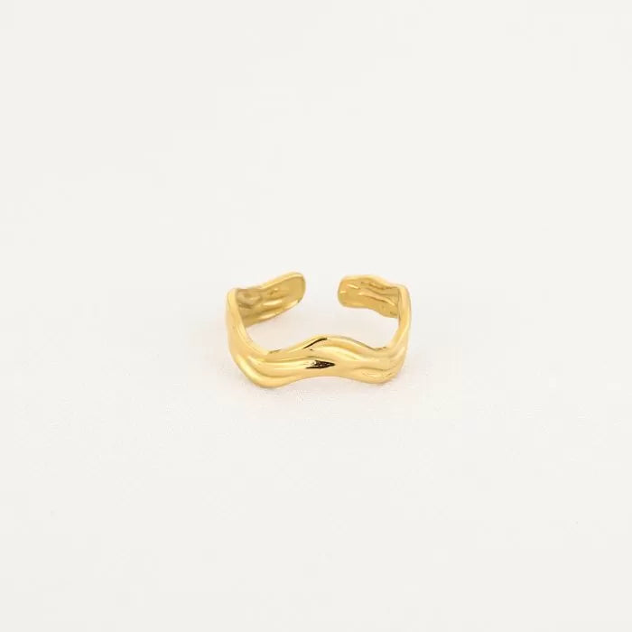 Wavy Ring Gold