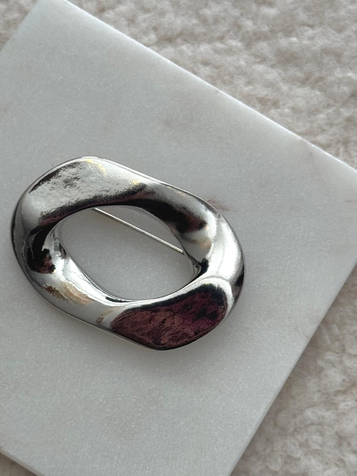 Open Circle Broche Silver