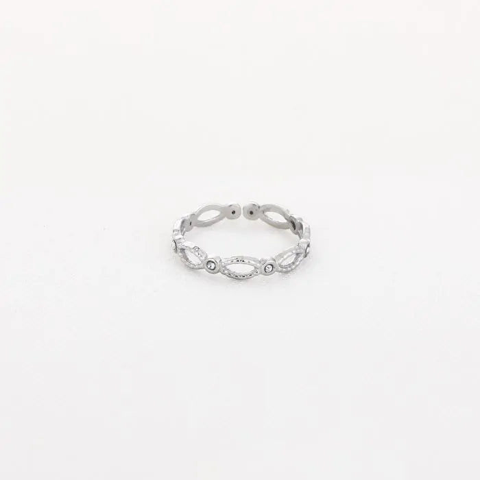 Diamond Circle Ring Silver