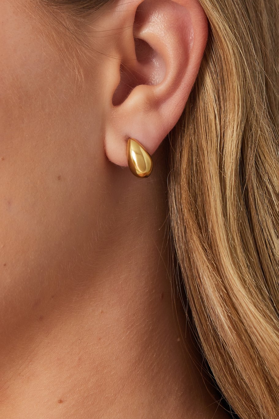 DROP EARSTUDS GOLD