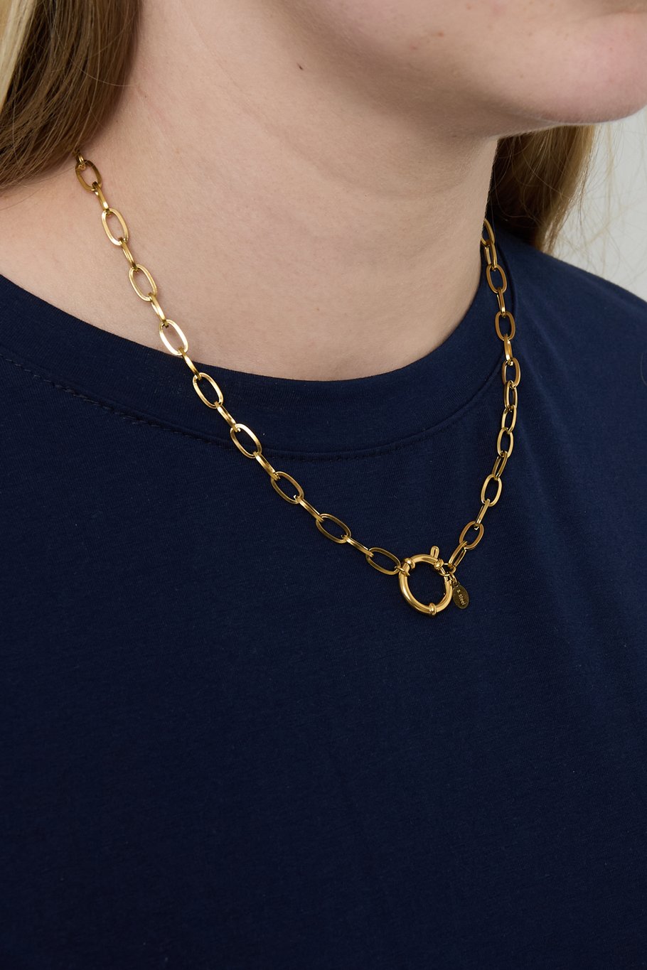 Basic Knot Necklace Gold