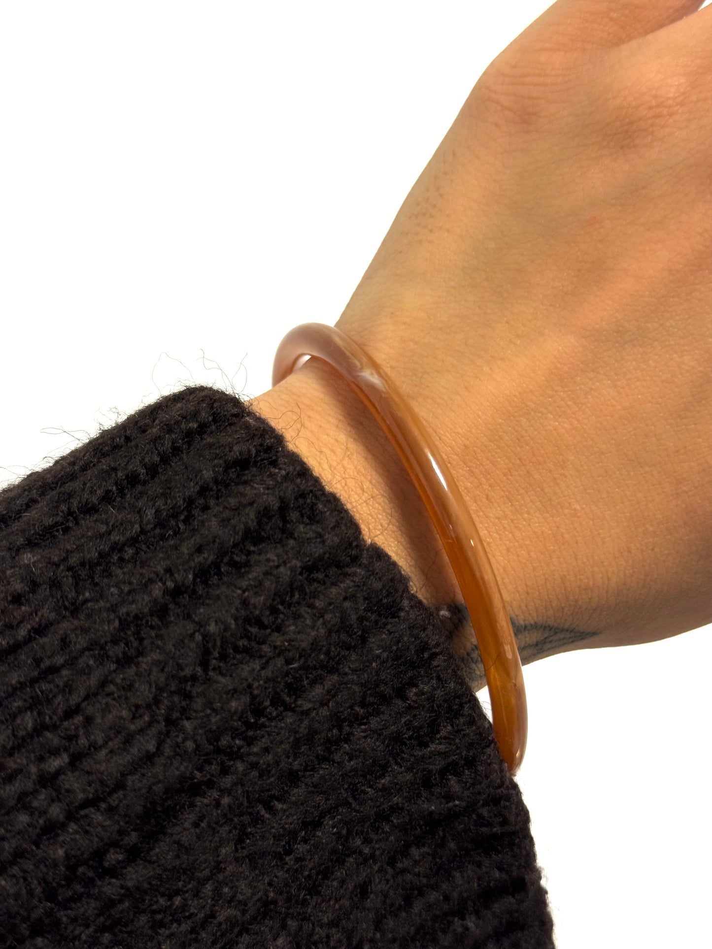SMALL BANGLE AMBER