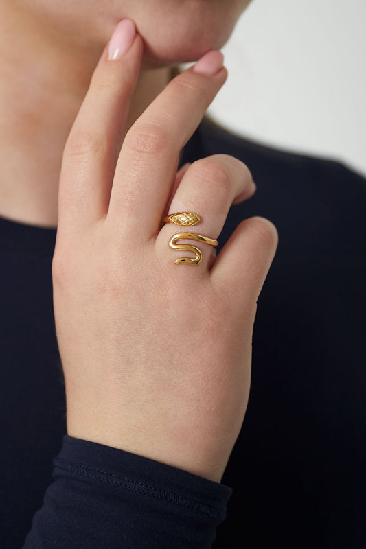 Snake Ring Gold