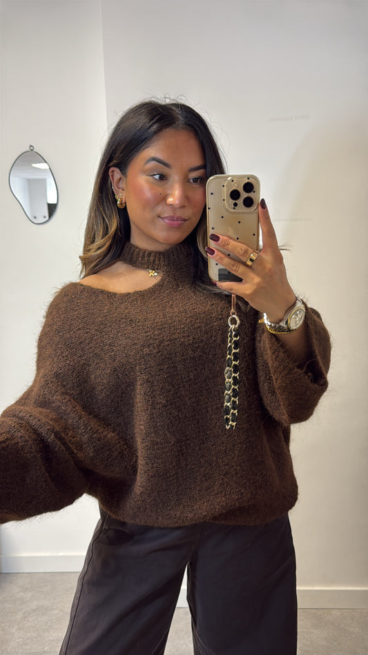 off shoulder sweater | choco