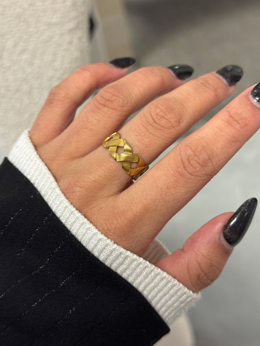 OPEN CROSS RING GOLD