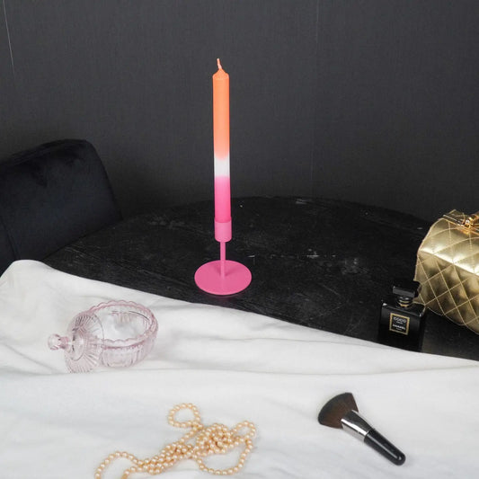 HOGE METALEN KANDELAAR NEON ROZE
