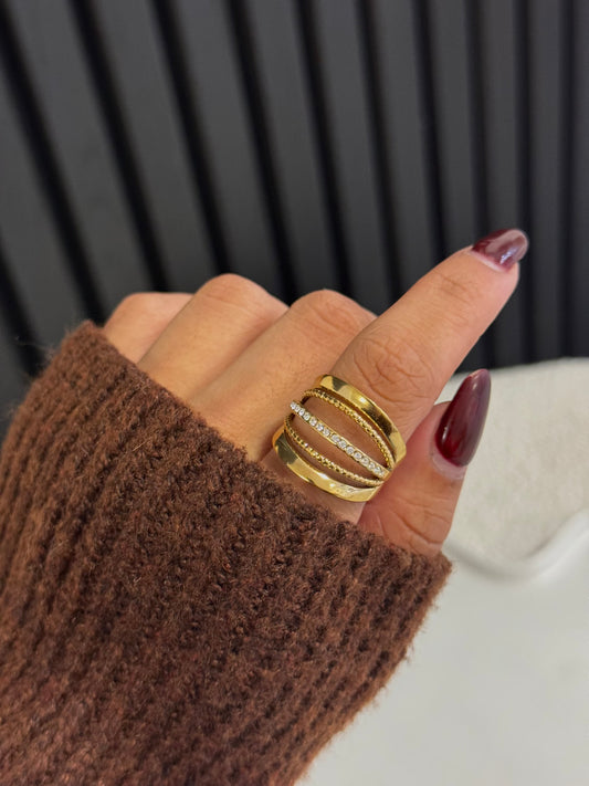 LAYERED DIAMOND RING GOLD