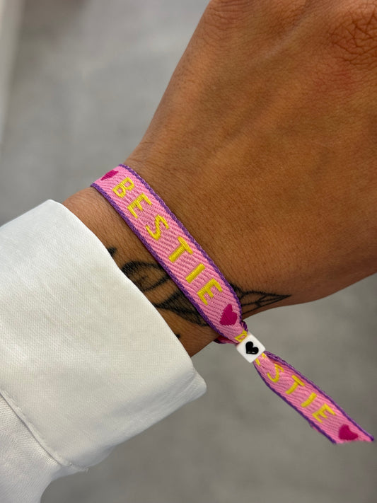 Bestie | Lint Bracelet