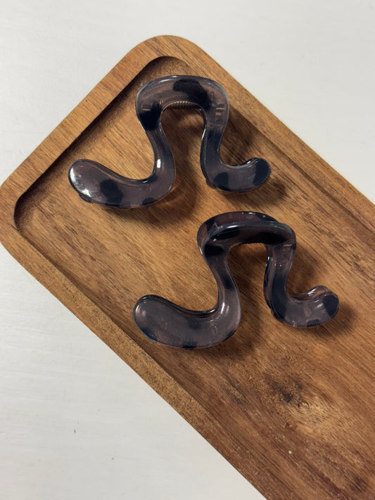 CURLY HAIRCLIP LEO GREY