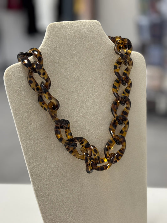 LEO STATEMENT NECKLACE