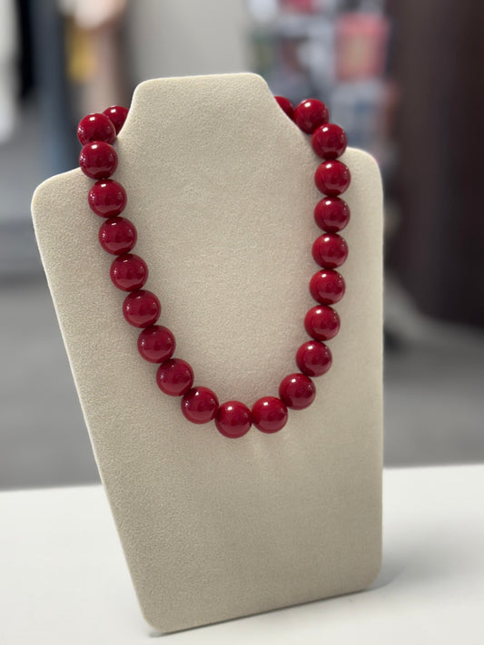 RED STATEMENT NECKLACE