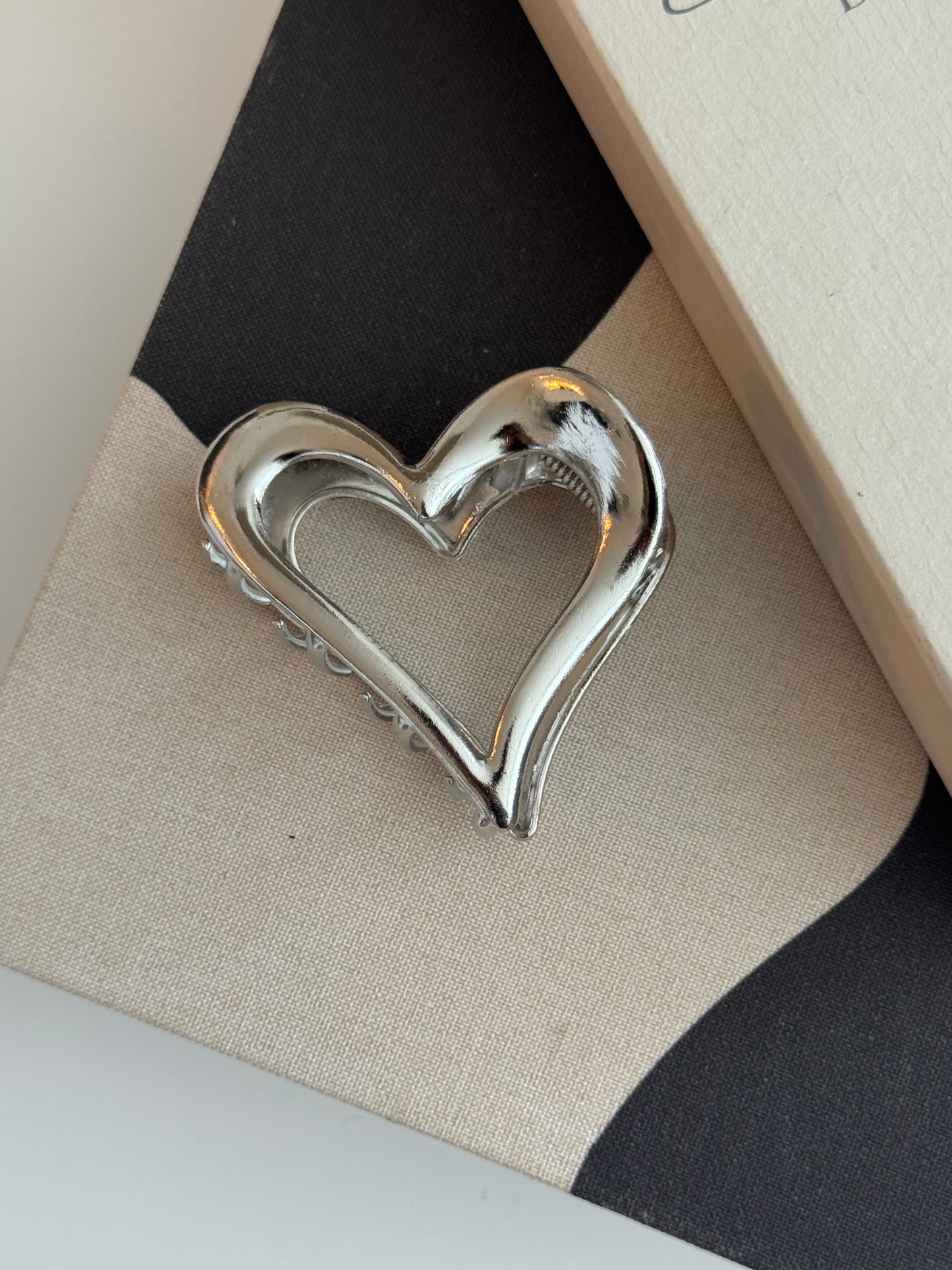 Lovely Hairclip Silver