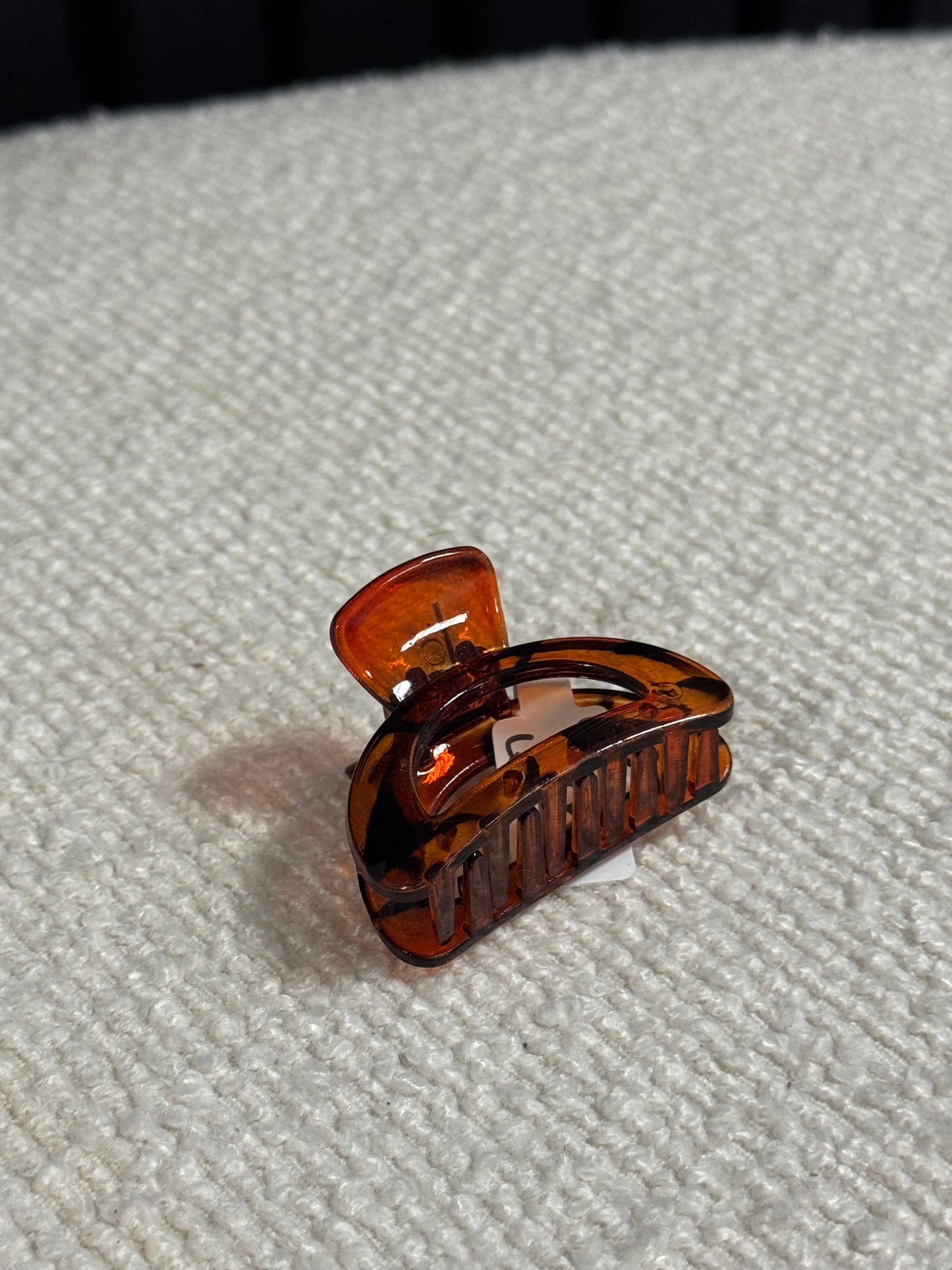 DARK LEO MINI HAIRCLIP