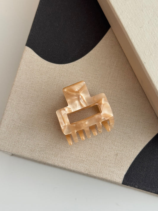 Mini Print Hairclip Pearl