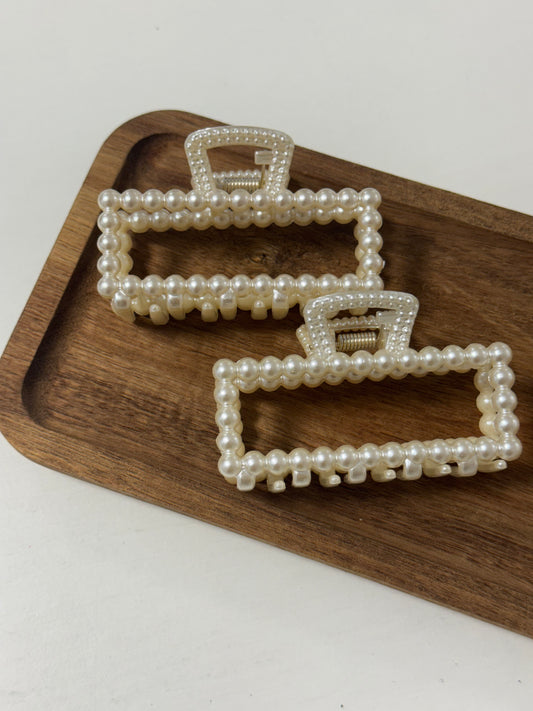 BASIC PEARL HAIRCLIP