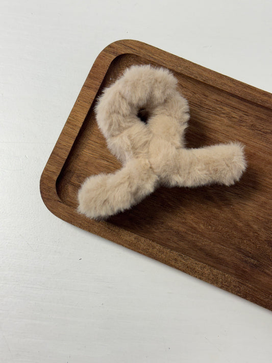 CURLY FLUFFY HAIRCLIP BEIGE