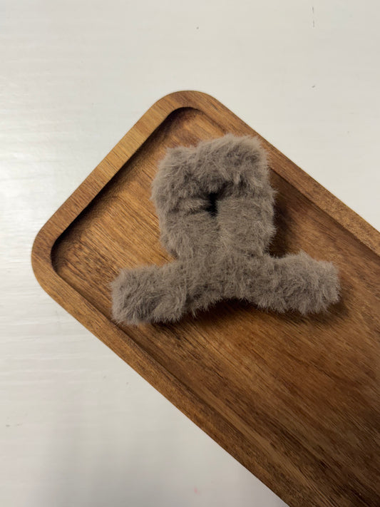 CURLY FLUFFY HAIRCLIP TAUPE