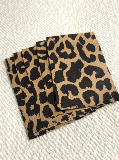 BROWN LEO CADEAUZAKJE | 7x9 CM