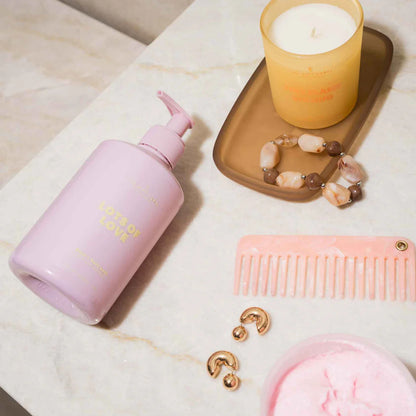 fluffy scrub | smooth & shine