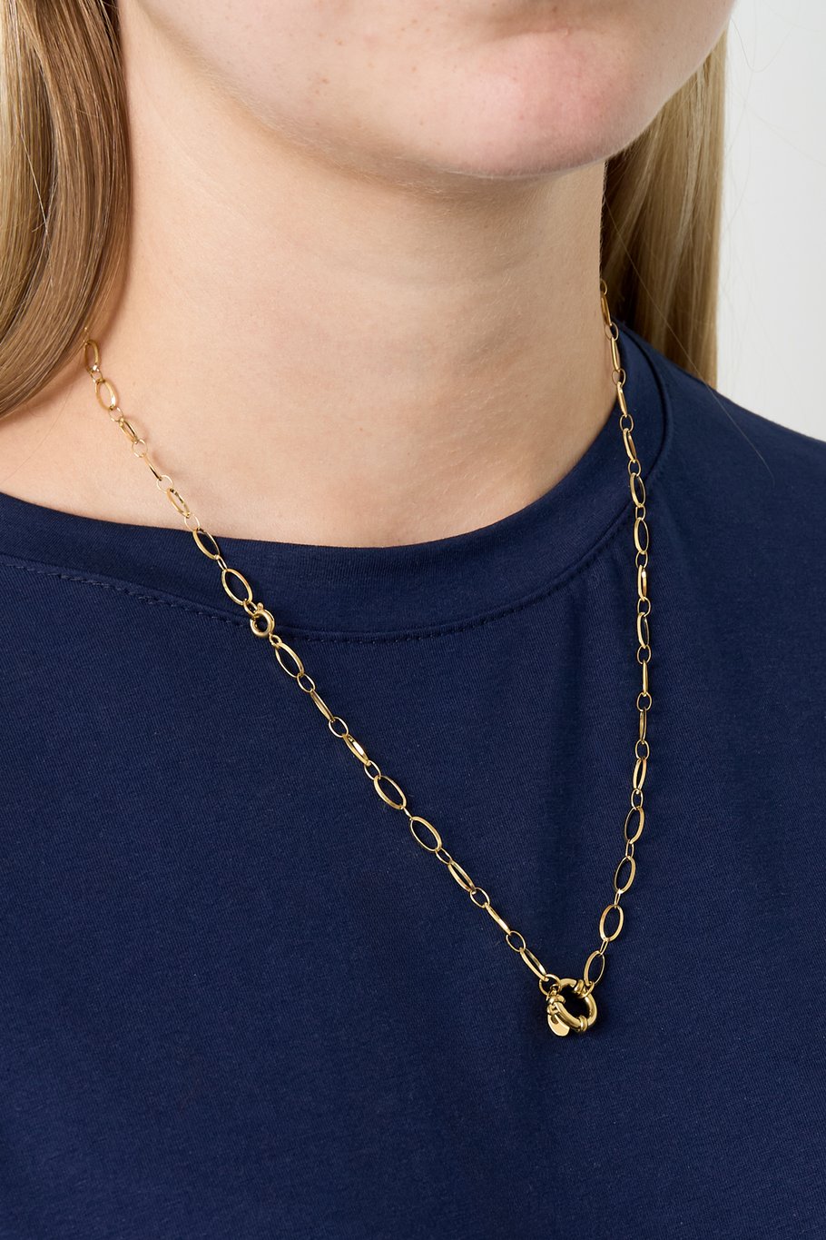 Basic Lock Necklace Gold