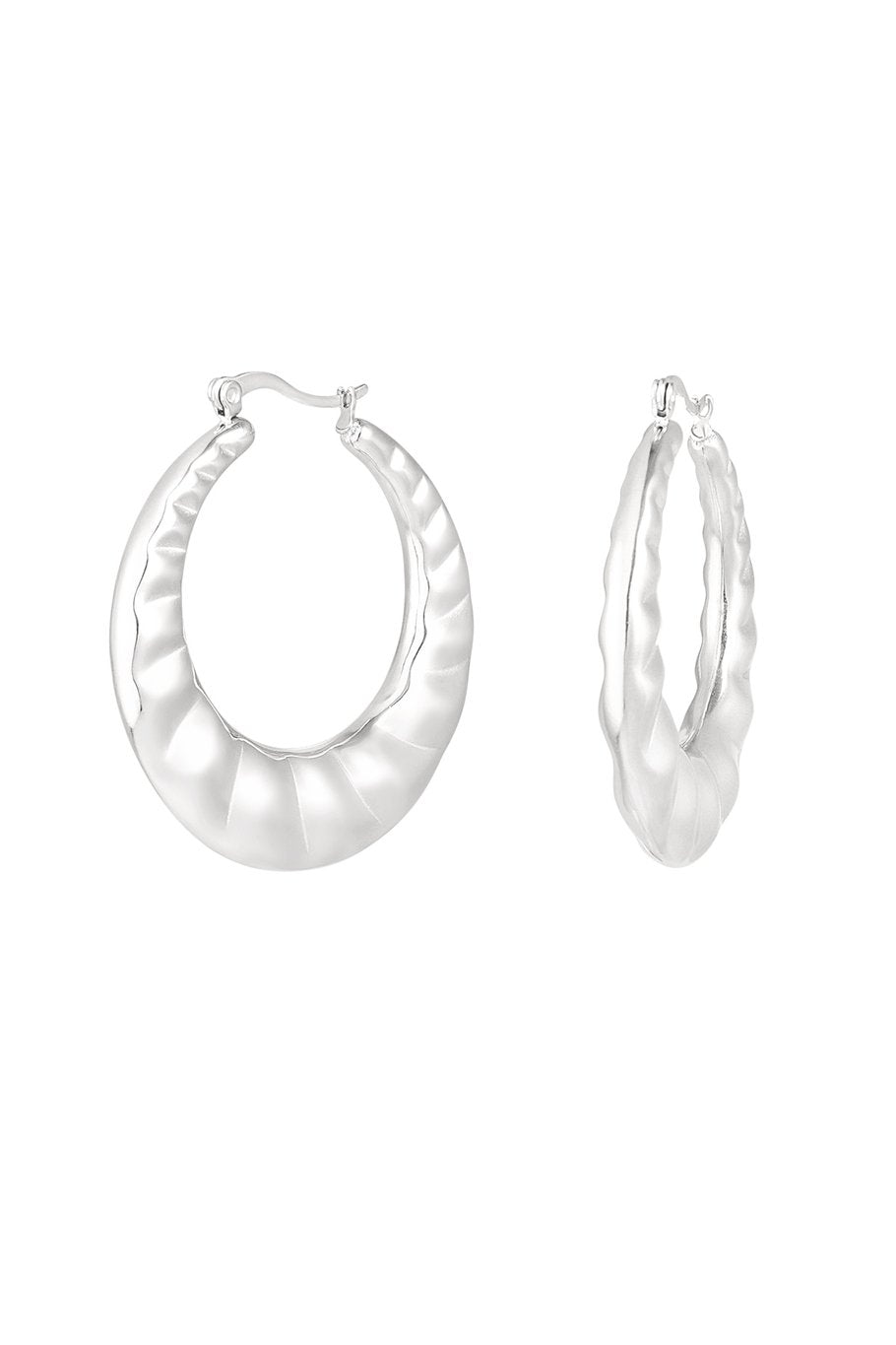 City Twist Earrings Silver