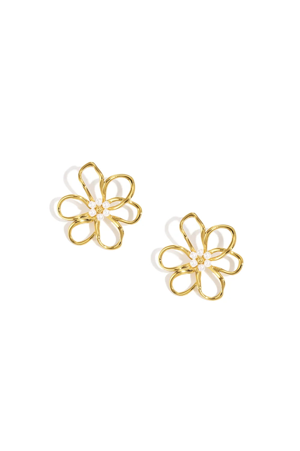 big flower earstuds gold