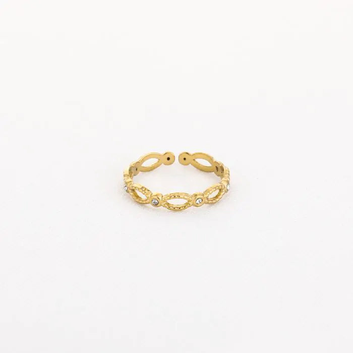 Diamond Circle Ring Gold