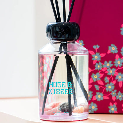 REED DIFFUSER | HUGS & KISSES.